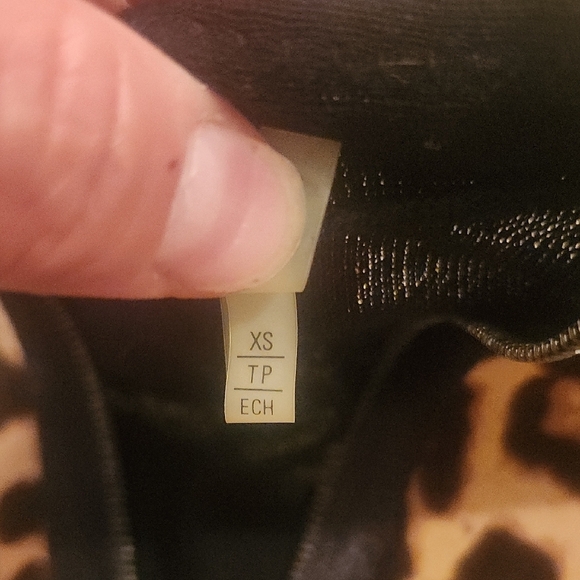 Elie Tahari Leopard Print Cow Hide Zip Front Dark Knit Cardigan Jacket Size XS - Picture 5 of 10